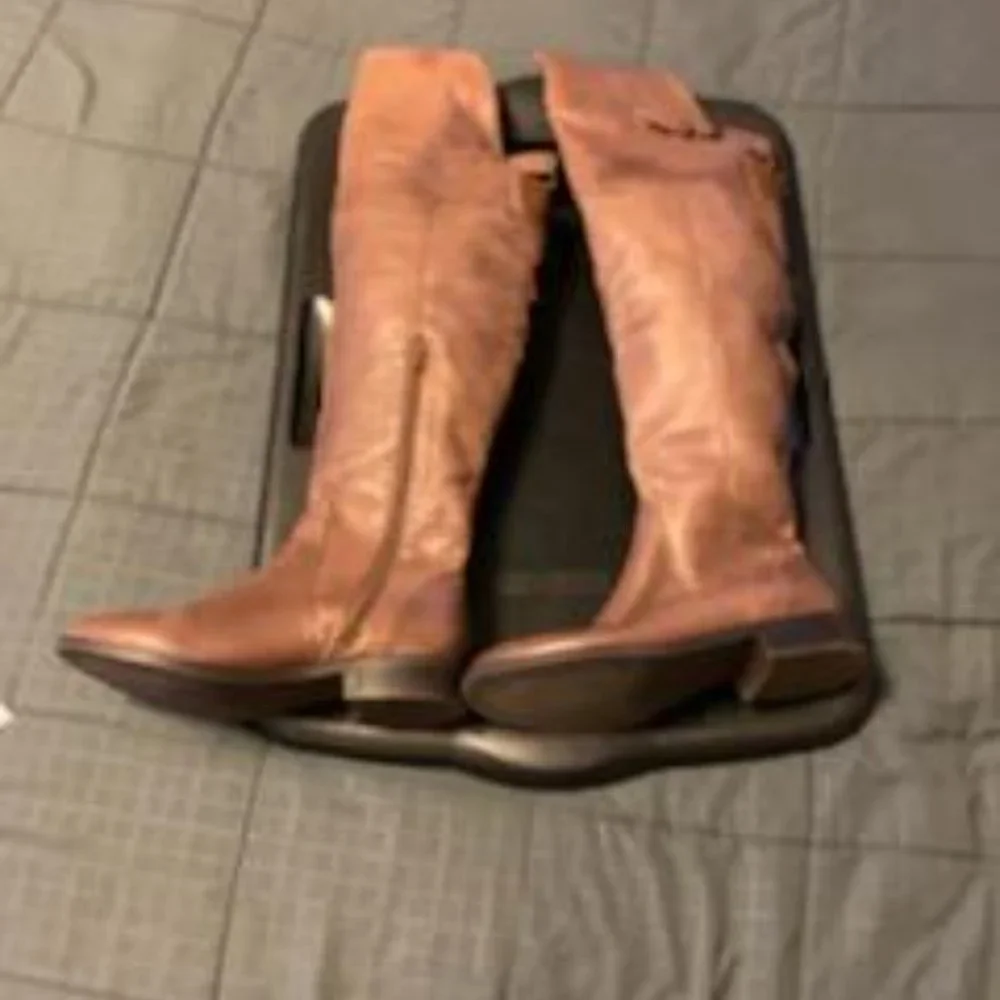 Steve madden SAMMM over the knee boots